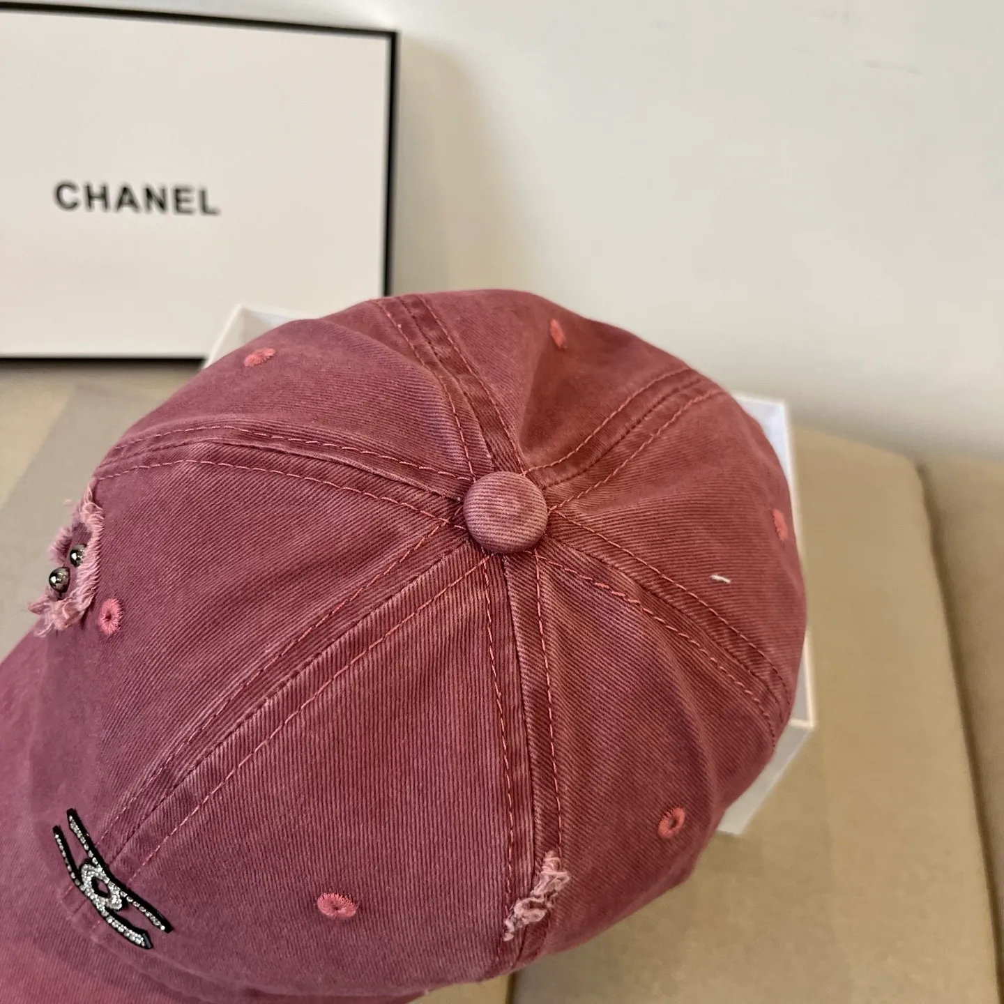 P60 CHANEL Chanel 2025 new small fragrance big-name baseball cap, counter classic style, unisex, head circumference 57, four colors available