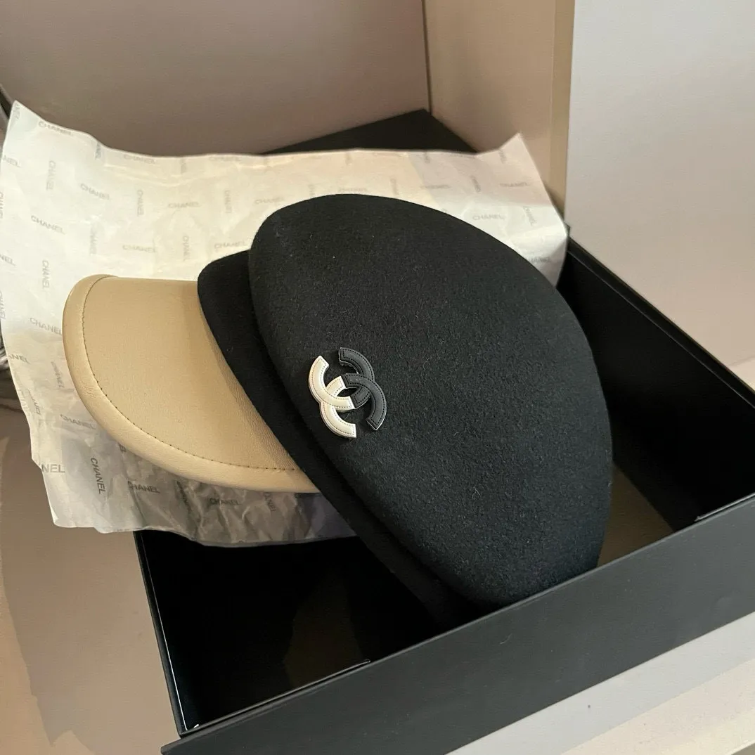 💰180¥ Chanel wool peaked military cap, washed leather brim, high-end color matching, 100% wool🦙, head circumference 57cm adjustable