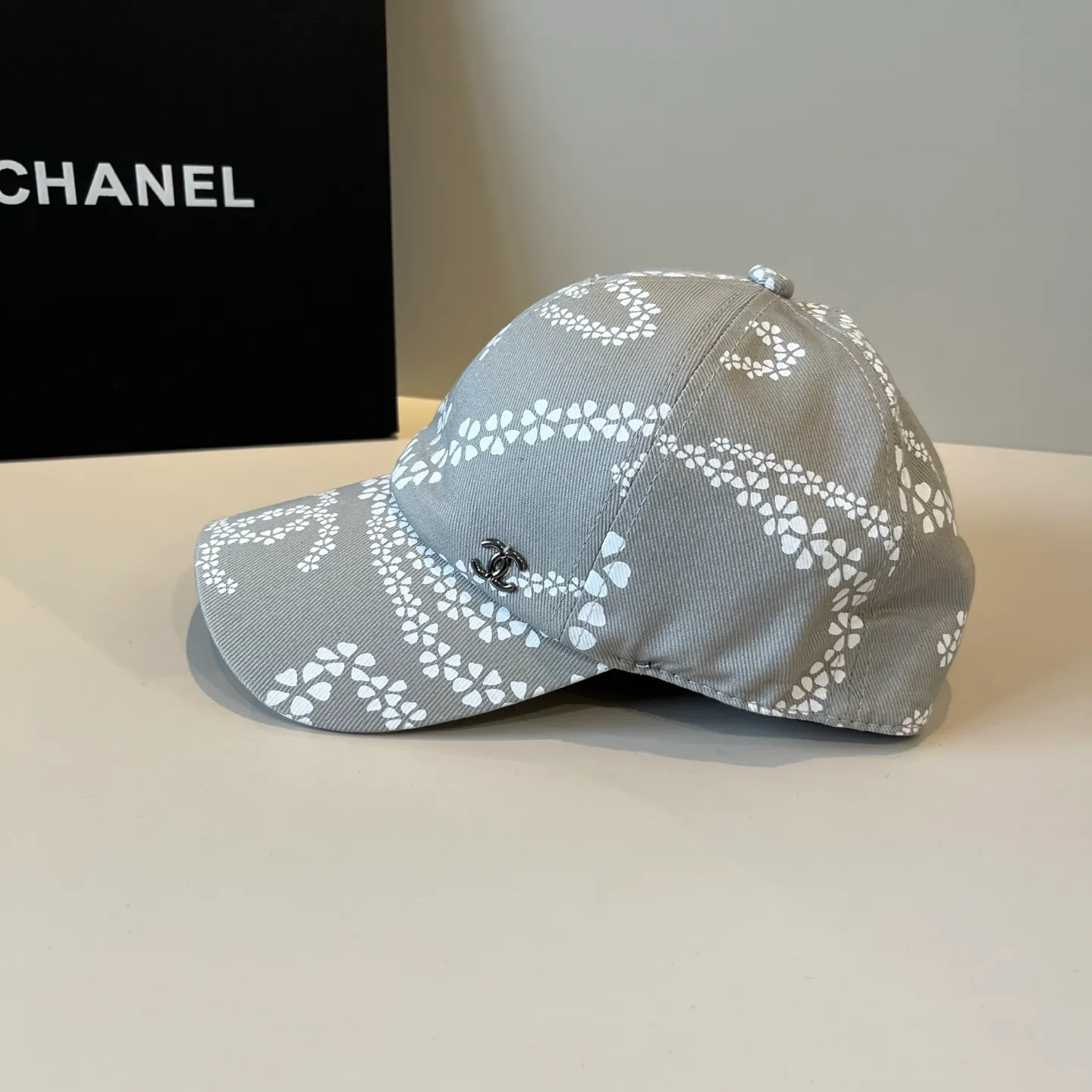 P56💰Chanel CHANEL new baseball cap, Xiaoxiang classic and simple, fashionable and casual design, popular new product