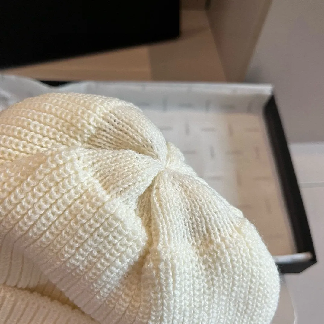 💰90¥ Chanel knitted beanie