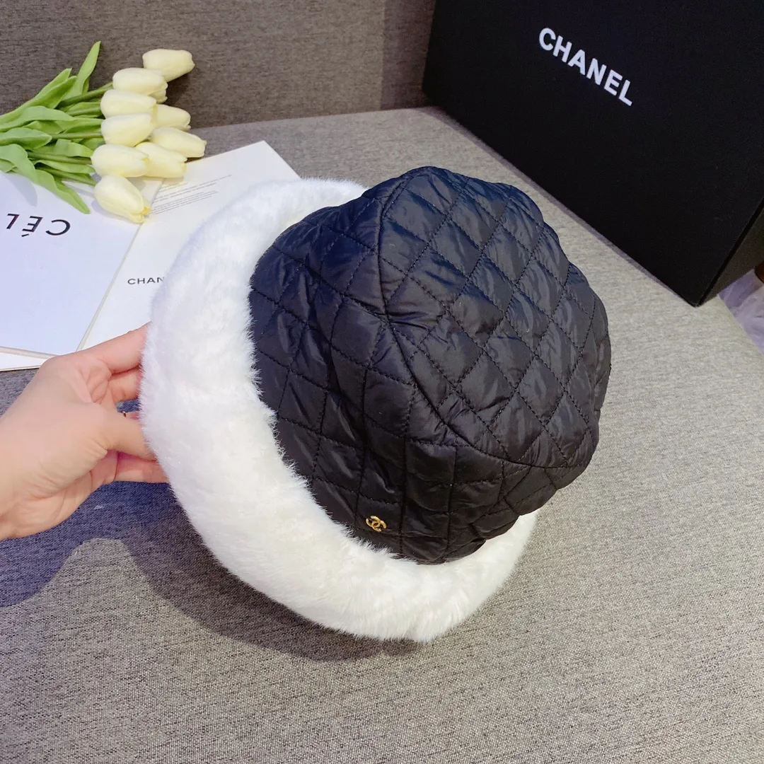 Running amount 66¥ Chanel Chanel 2022 new autumn and winter fisherman hat, rhombus warm hat, air cotton fabric, essential for keeping warm when wearing clothes, head circumference 57cm