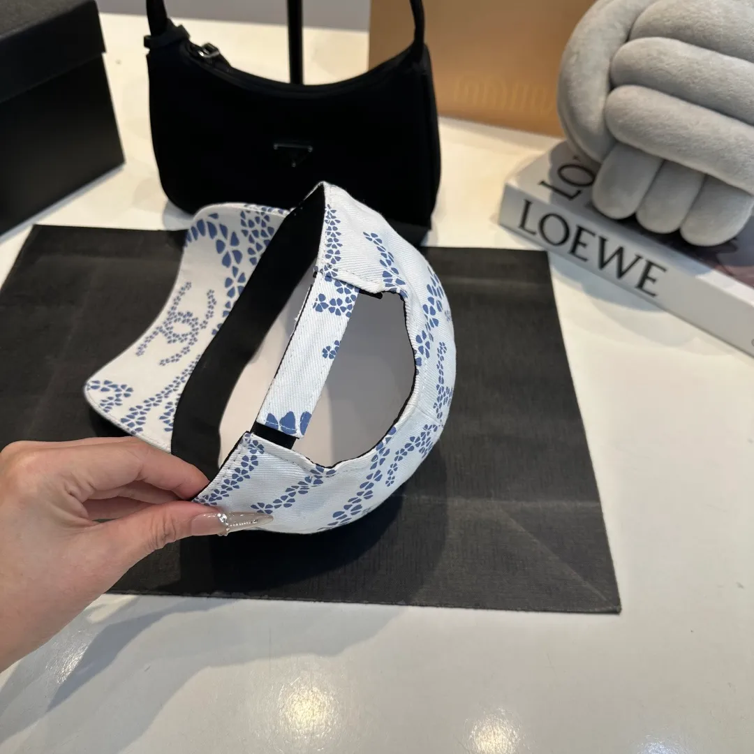 💰60¥ Chanel peaked cap, high-end and elegant, head circumference 57cm