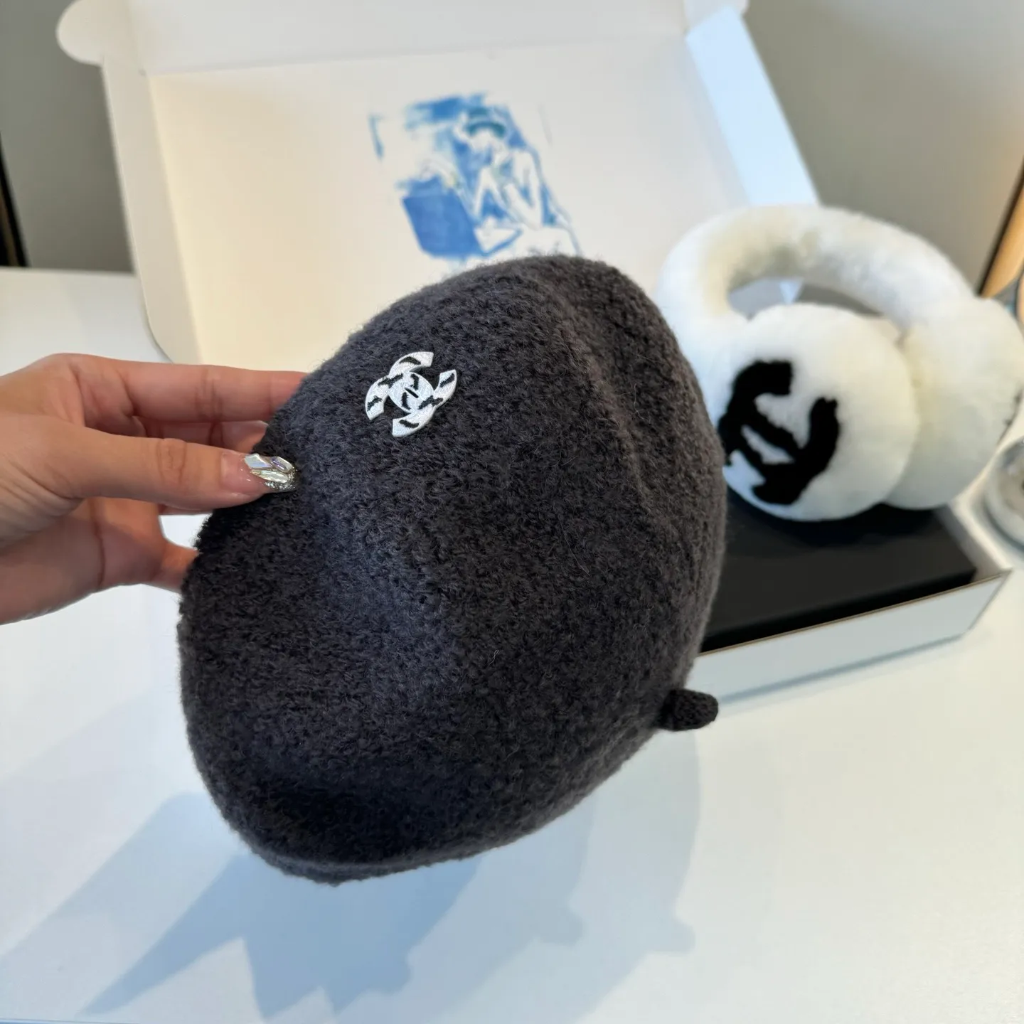 💰100¥ Chanel new cashmere beret, head circumference 57cm