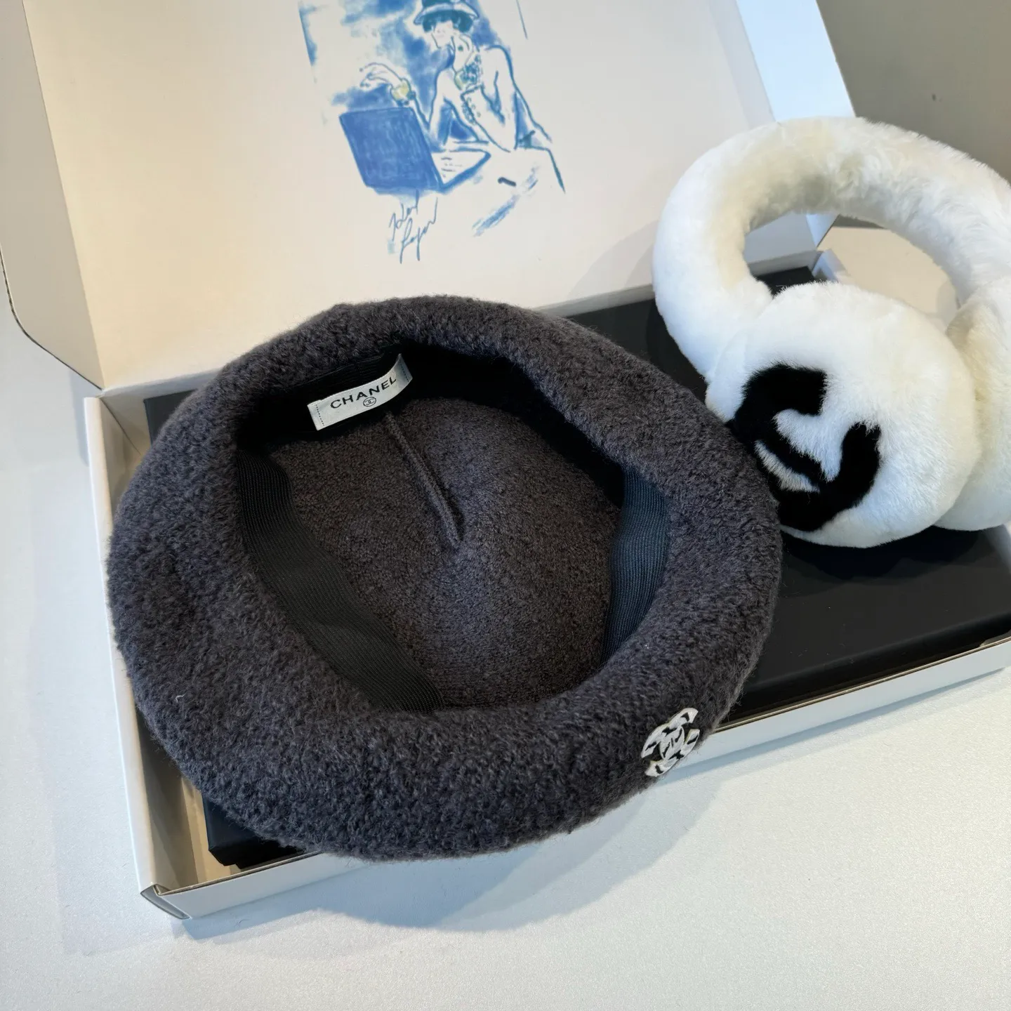 💰100¥ Chanel new cashmere beret, head circumference 57cm