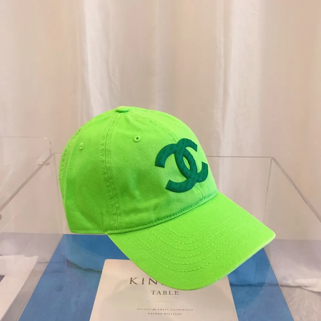 P60 CHANEL Chanel🧢New autumn and winter new style baseball cap with stars! High-end goods! The most knowledgeable version on the market, fashionable and elegant