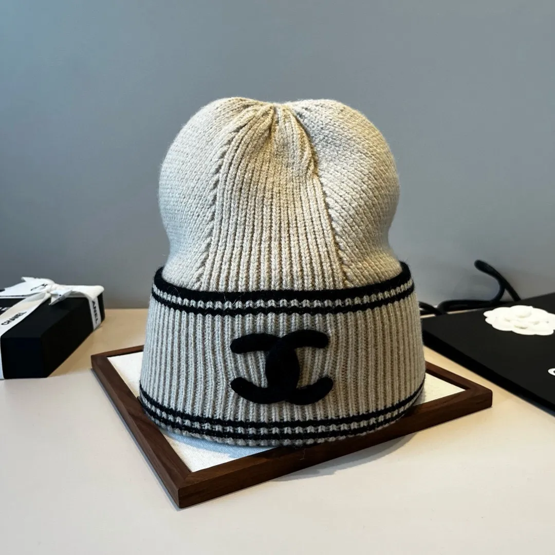 💰70¥ Chanel knitted beanie