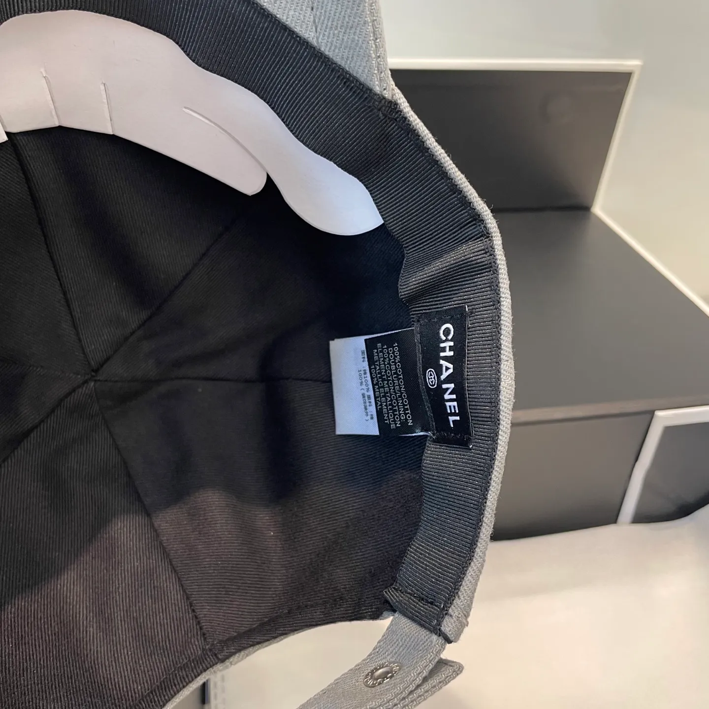 P60 Chanel (Chanel) counter new original washed denim baseball cap, 1:1 mold customization, three-dimensional logo is exquisite! Original quality, exclusive physical shooting.