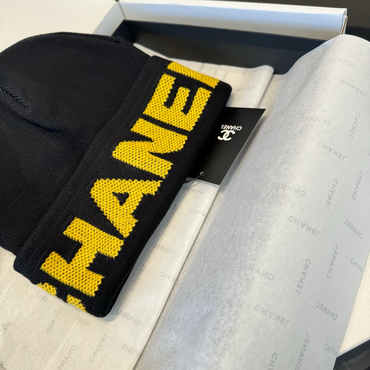 💰70¥ Chanel knitted beanie