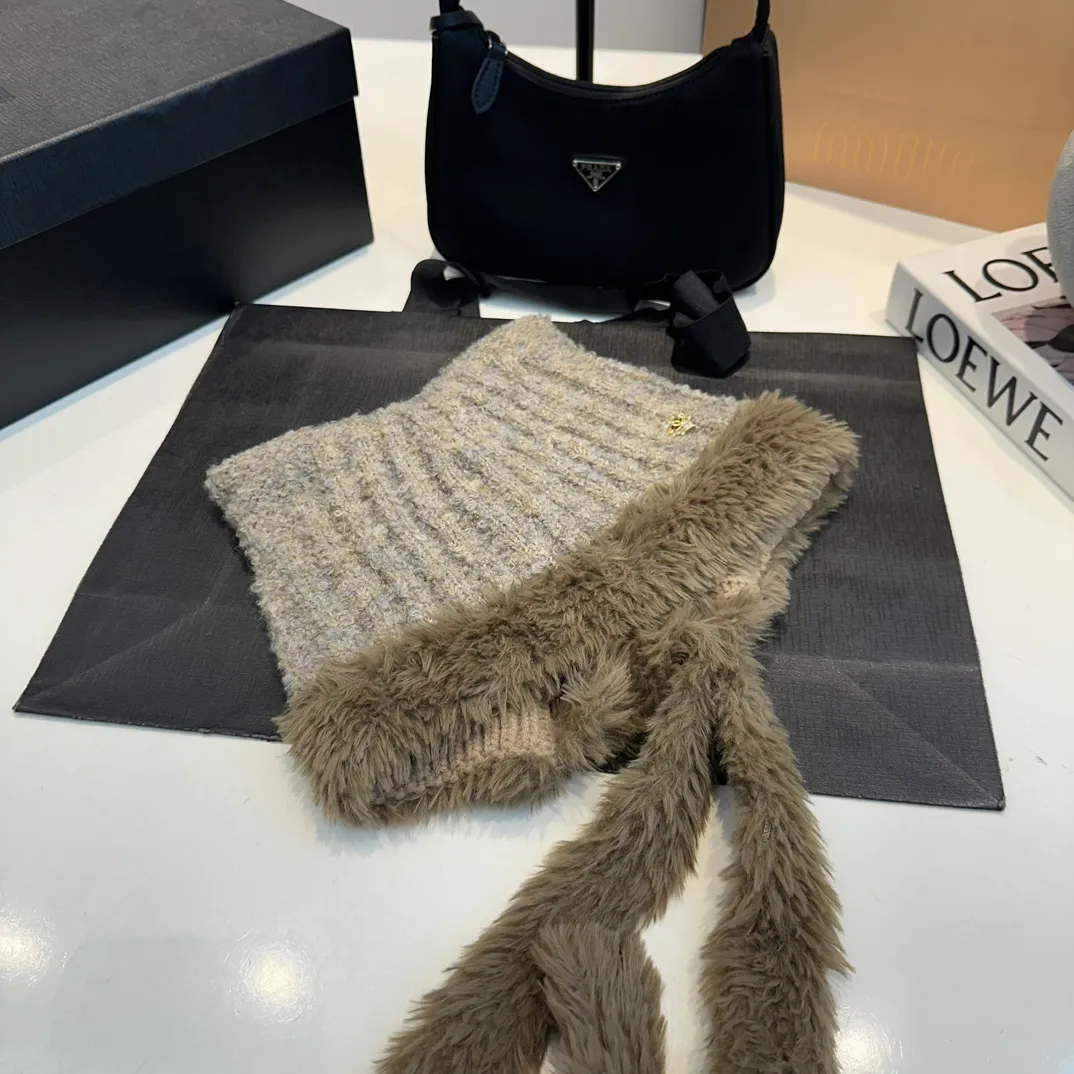 P60 CHANEL Chanel Cat Ears Wool Hat Women's Autumn and Winter Warm Ear Protection Knitted Hat Japanese Cute Pullover Hat 2024 New Cold Hat