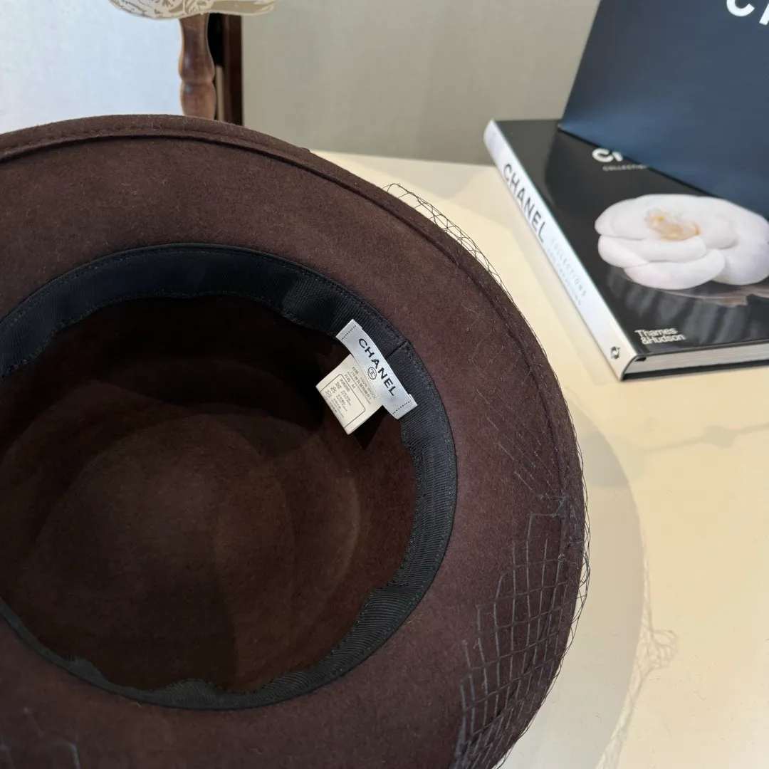 💰190¥ Chanel wool flat top, mesh hat, 100% wool🦙fabric% head circumference 57cm