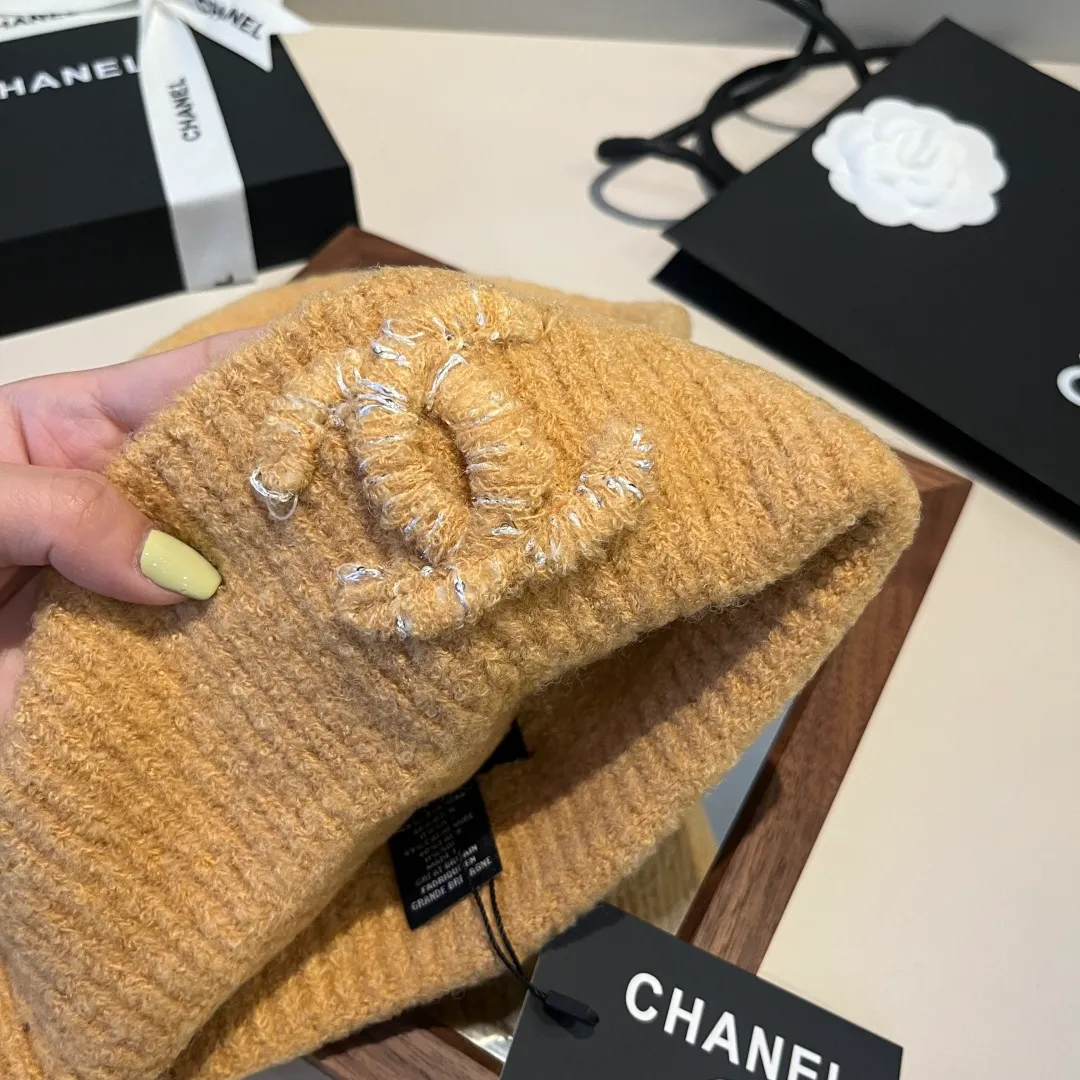 💰90¥ Chanel knitted beanie