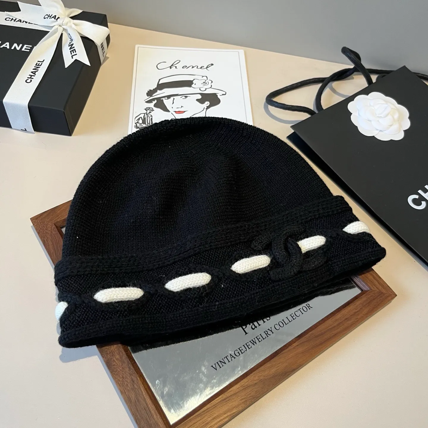 💰70¥ Chanel knitted beanie
