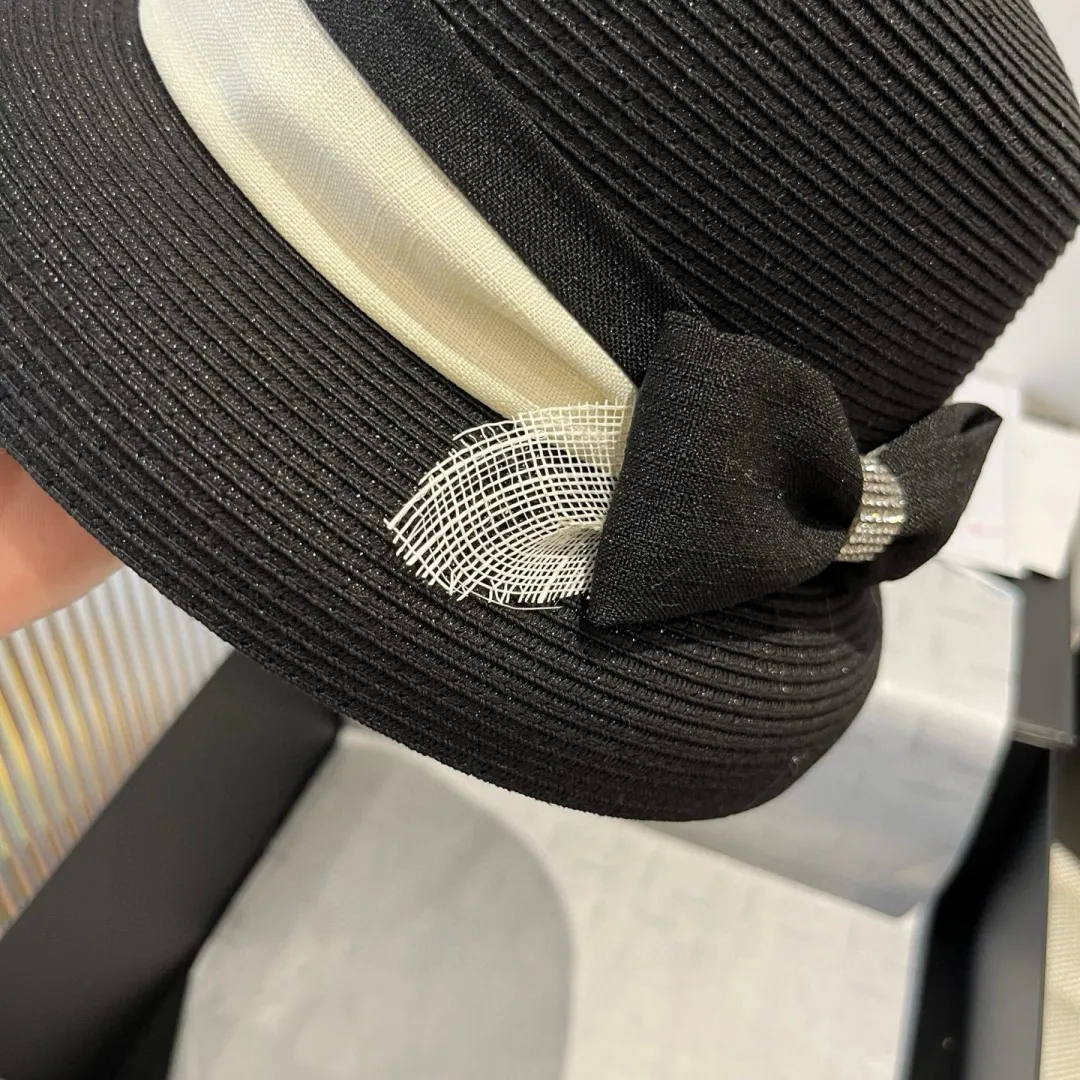 💰180¥ Chanel lantern hat, made of PP straw, celebrity style, head circumference 57cm
