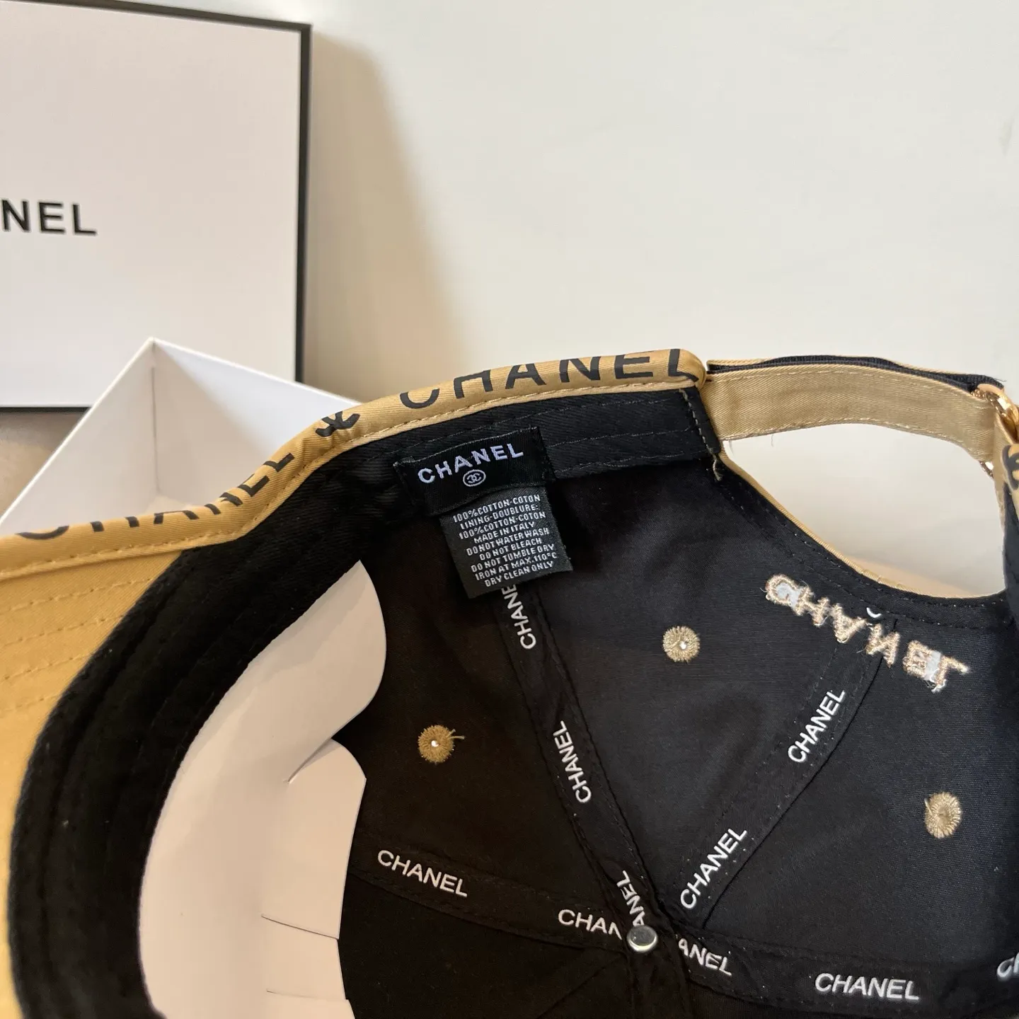 P60 CHANEL new baseball cap, Xiaoxiang classic and simple, fashionable and casual design, popular new product