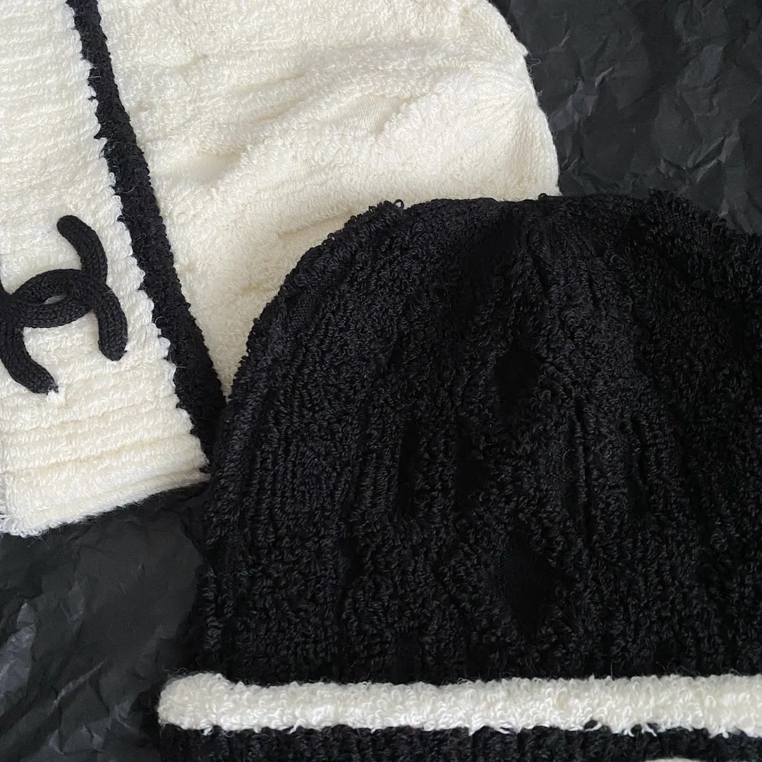 🉐️70💛 Comes with dust bag [CHANEL Chanel] 2023 autumn and winter new popular Xiaoxiang knitted woolen hat, popular for men and women, super easy to match when going out!