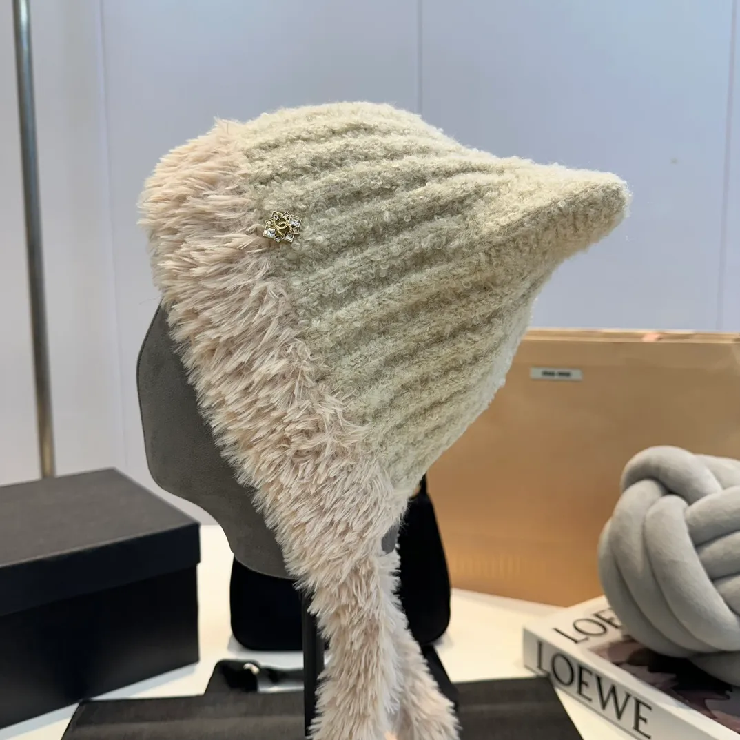 P60 CHANEL Chanel Cat Ears Wool Hat Women's Autumn and Winter Warm Ear Protection Knitted Hat Japanese Cute Pullover Hat 2024 New Cold Hat