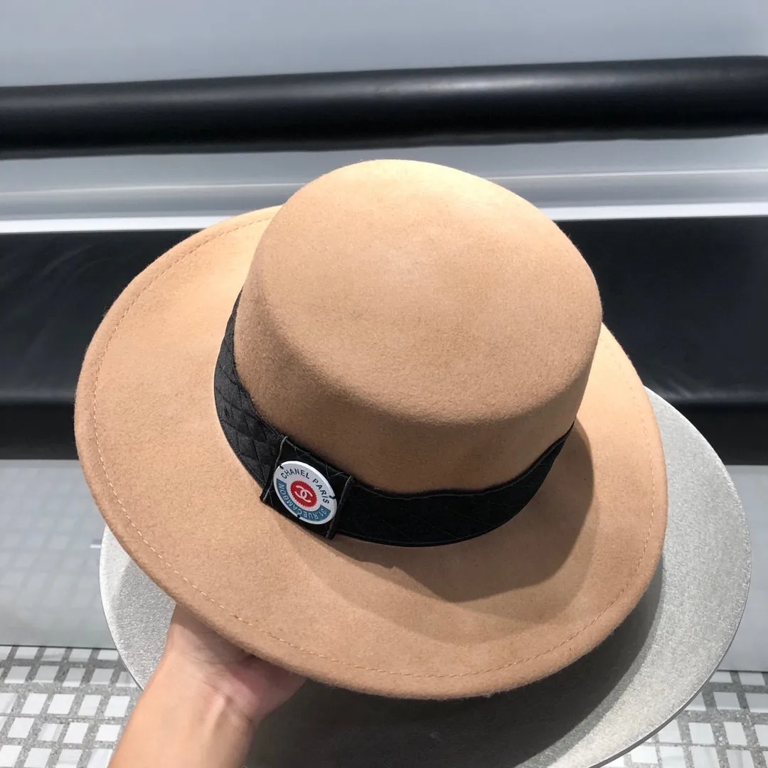 P220 Chanel Chanel 2020 autumn and winter new wool 🦙% top hat, flat hat, a must-have model for Internet celebrities, super high-end.
