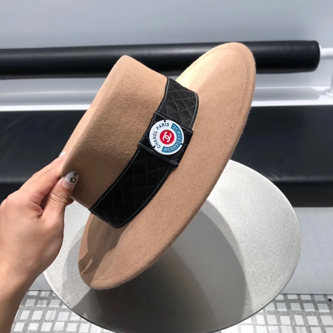 P220 Chanel Chanel 2020 autumn and winter new wool 🦙% top hat, flat hat, a must-have model for Internet celebrities, super high-end.