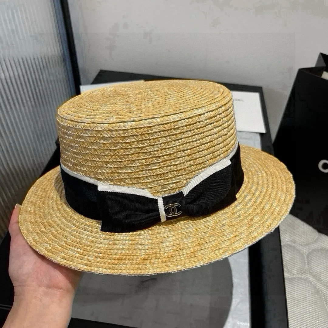 💰160¥ Chanel official flat top hat, made of straw, head circumference 57cm