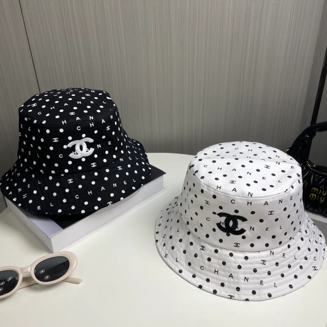 P66 CHANEL] New simple embroidered logo bucket hat 🧢New model shipped, big brand style is super easy to match, hurry up and get it