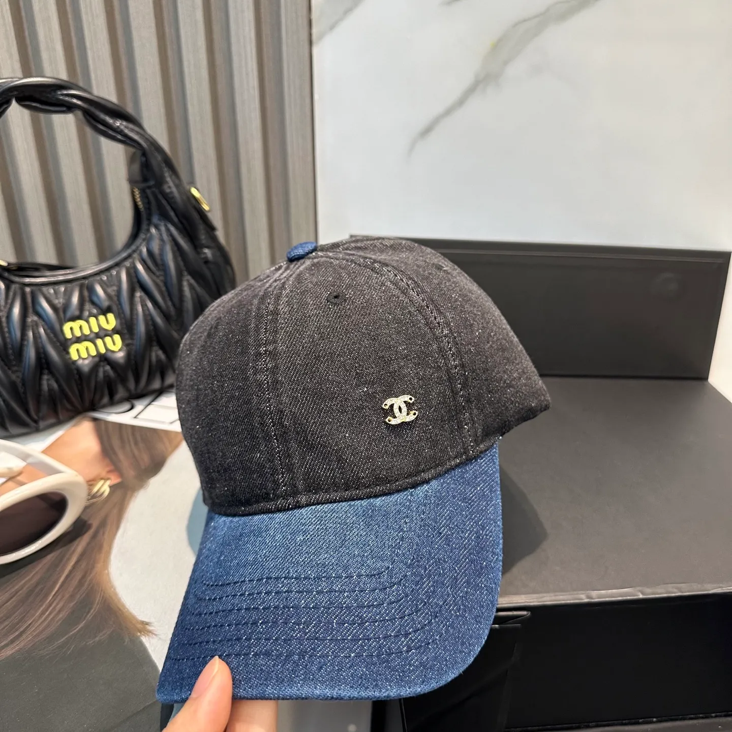 P60 Chanel (Chanel) counter new original washed denim baseball cap, customized three-dimensional logo is exquisite! Original quality, exclusive physical shooting.