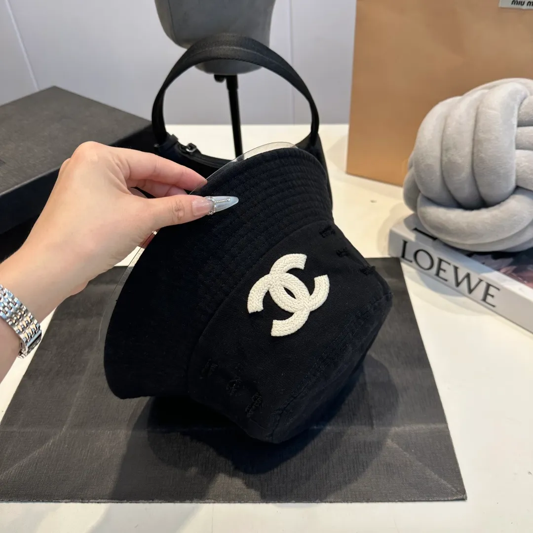 P60 Chanel new bucket hat, Xiaoxiang is classic and simple, fashionable and casual design, suitable for all seasons, a fisherman hat that coexists with laziness and sophistication