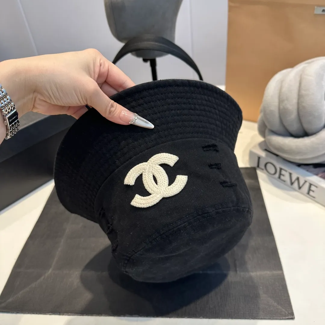P60 Chanel new bucket hat, Xiaoxiang is classic and simple, fashionable and casual design, suitable for all seasons, a fisherman hat that coexists with laziness and sophistication