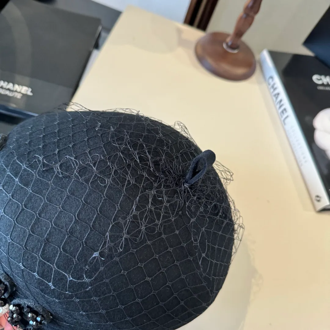 💰180¥ Chanel beret, customized with small fragrance style high-end fabrics, head circumference 57cm
