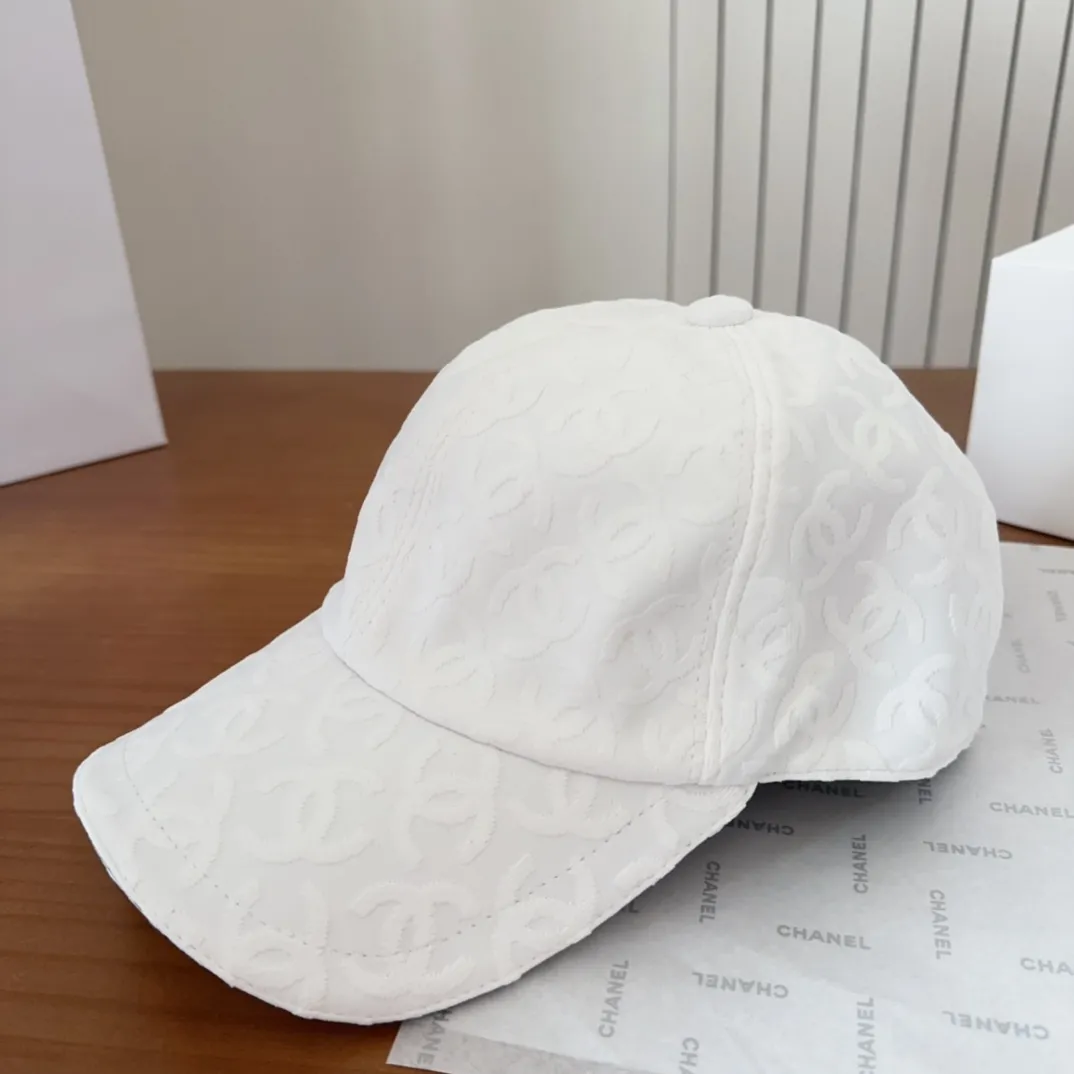 💰90 Chanel CHANEL new high-end baseball cap, Xiaoxiang logo is classic and simple, fashionable and casual design, popular new product