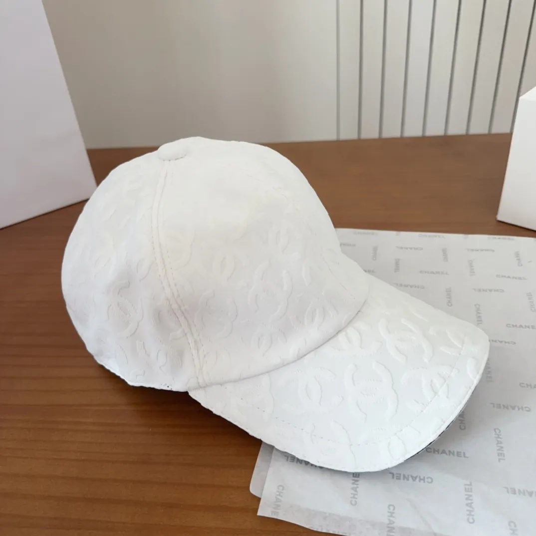 💰90 Chanel CHANEL new high-end baseball cap, Xiaoxiang logo is classic and simple, fashionable and casual design, popular new product