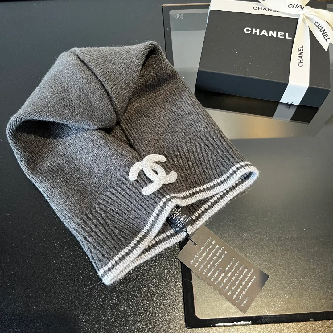 💰70¥ Chanel pullover woolen hat, dual-purpose hat and scarf, very cost-effective