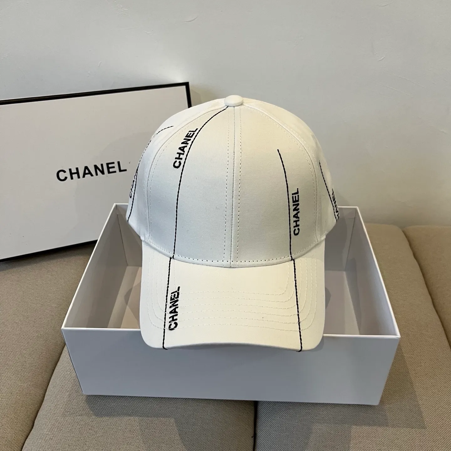 P60 CHANEL new baseball cap, Xiaoxiang classic and simple, fashionable and casual design, popular new product