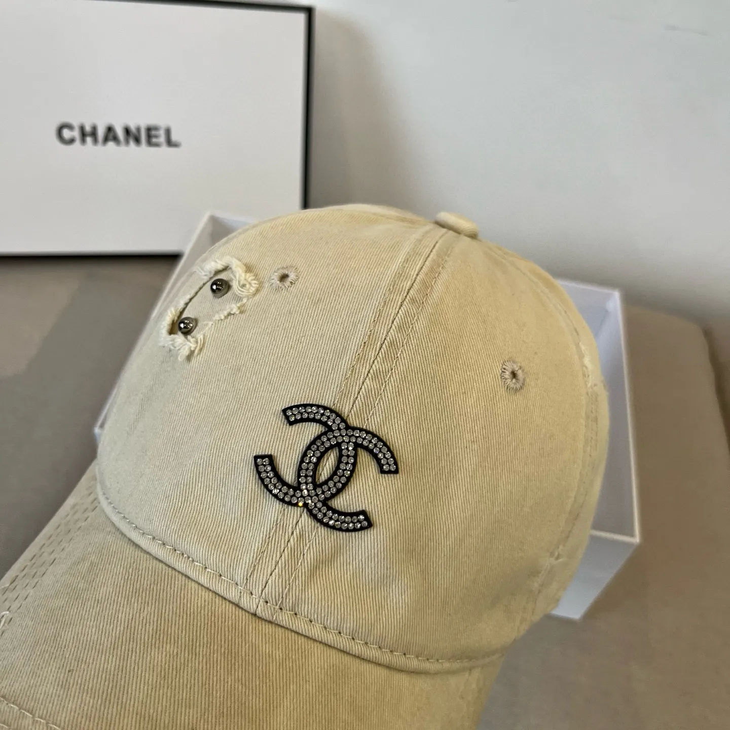 P60 CHANEL Chanel 2025 new small fragrance big-name baseball cap, counter classic style, unisex, head circumference 57, four colors available