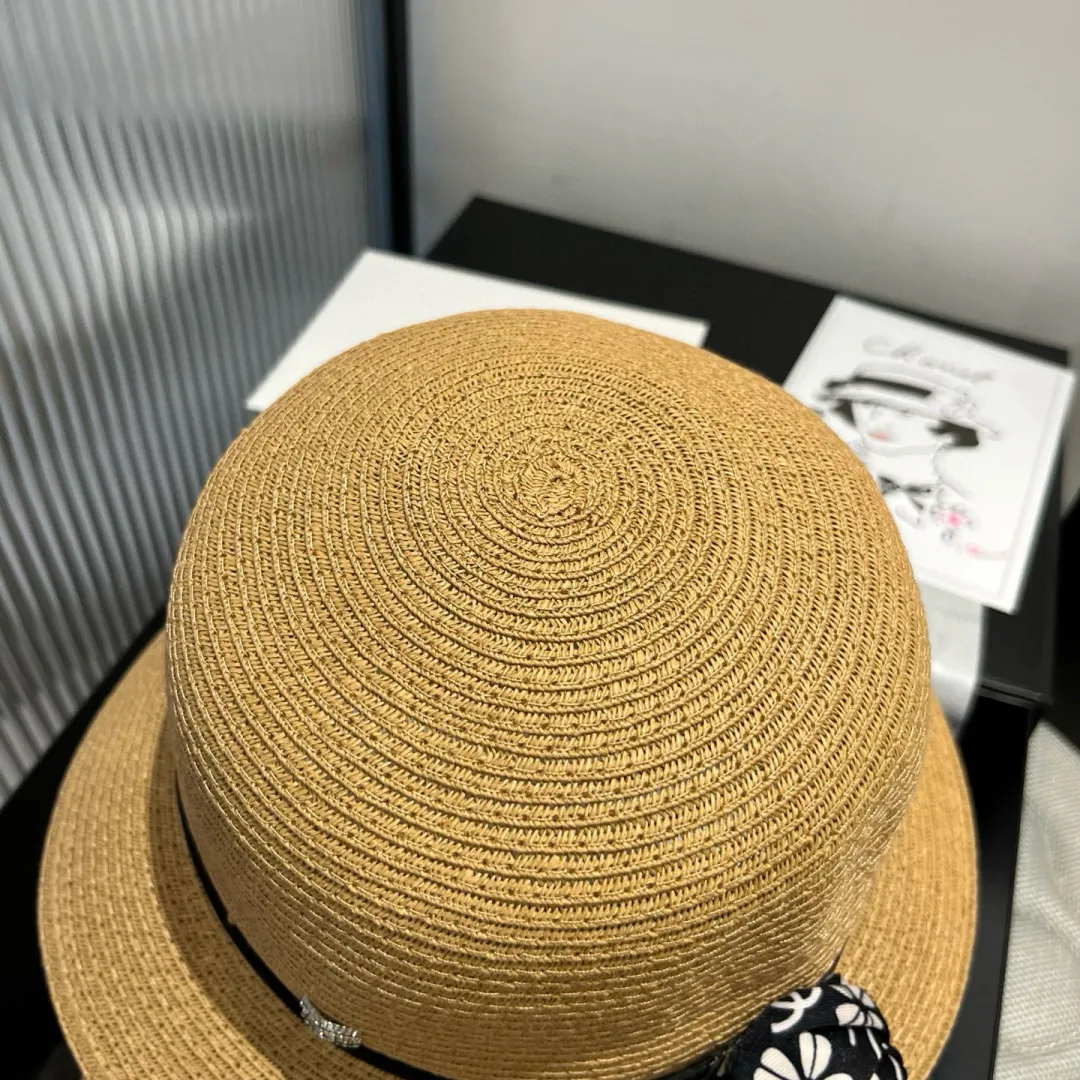 💰150¥ Chanel new top hat, original small basin hat, straw hat, head circumference 57cm