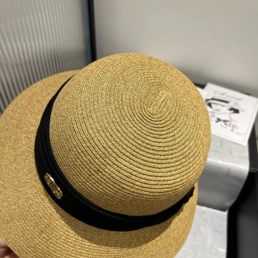 💰150¥ Chanel straw hat, made of fine straw, foldable, head circumference 57cm
