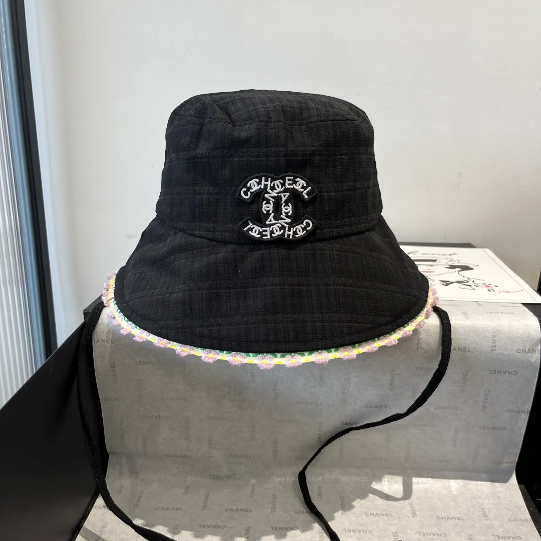 💰100¥ Chanel bucket hat, head circumference 57cm