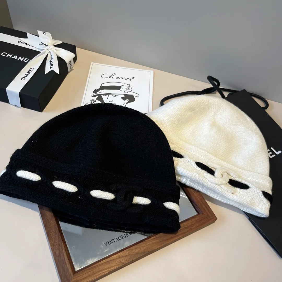 💰70¥ Chanel knitted beanie