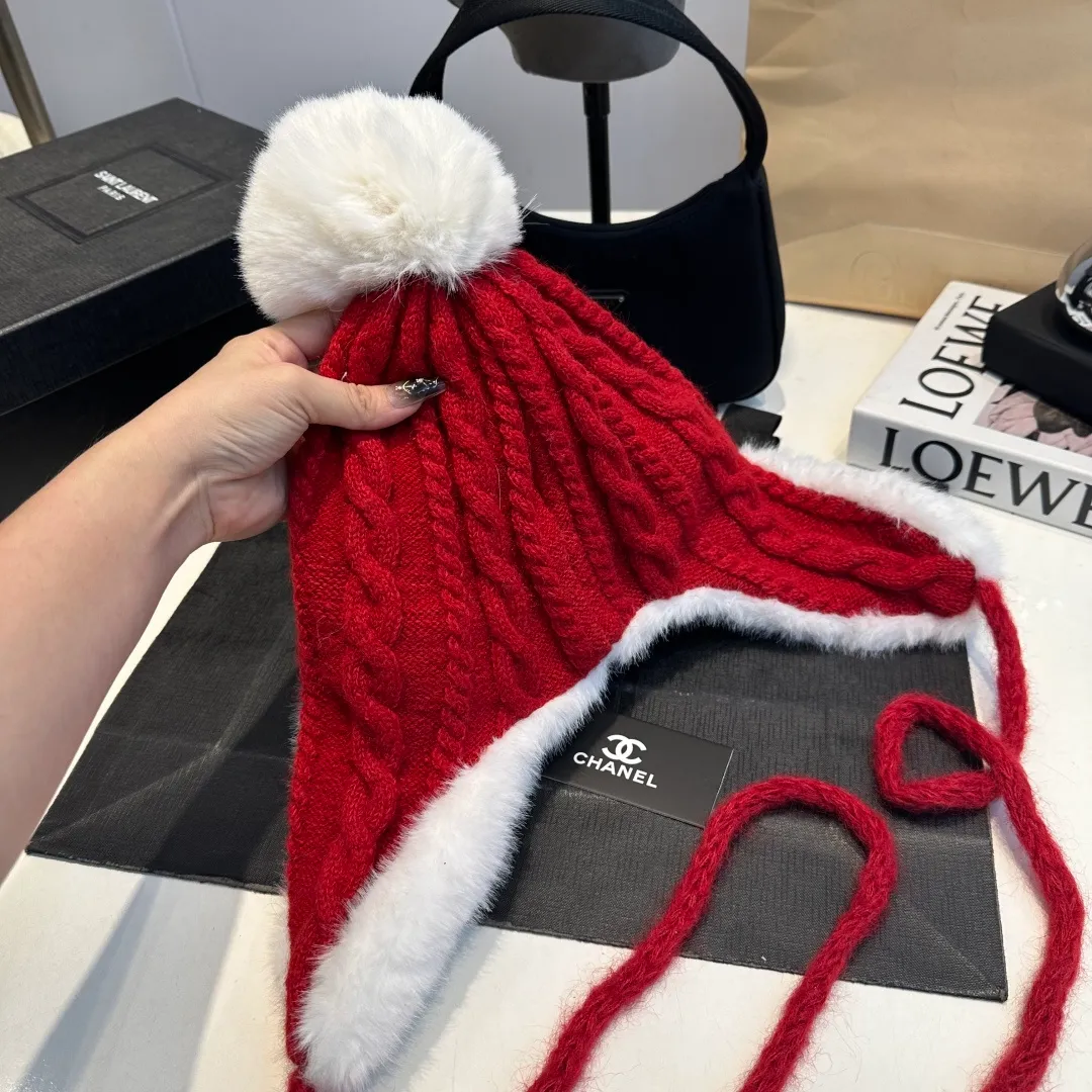 P70 Chanel Chanel's new rabbit fur ear protection hat, a must-have new style for autumn and winter