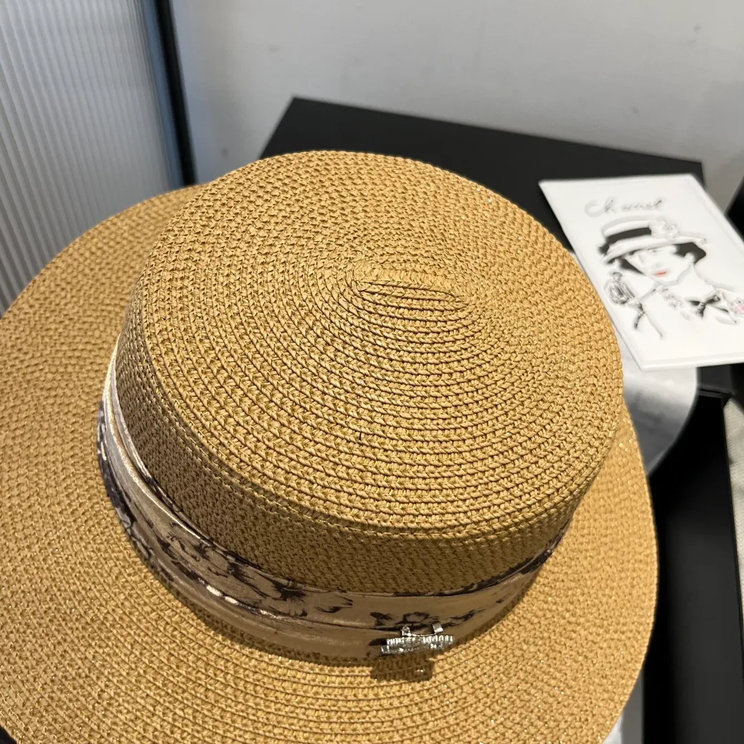 💰130¥ Chanel flat-top straw hat, top hat, head circumference 57cm