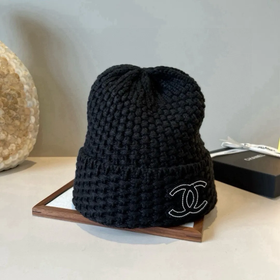 💰70¥ Chanel knitted beanie