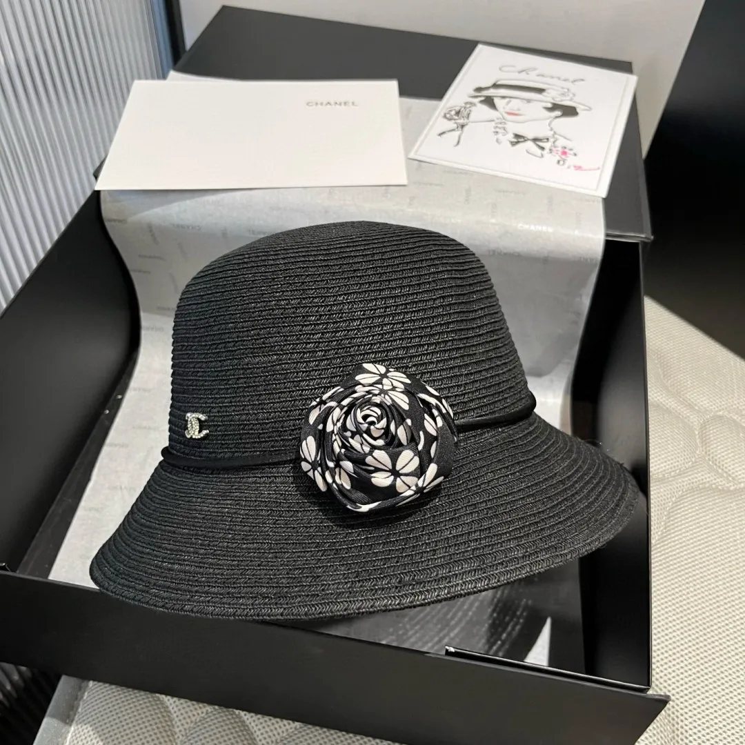 💰150¥ Chanel new top hat, original small basin hat, straw hat, head circumference 57cm