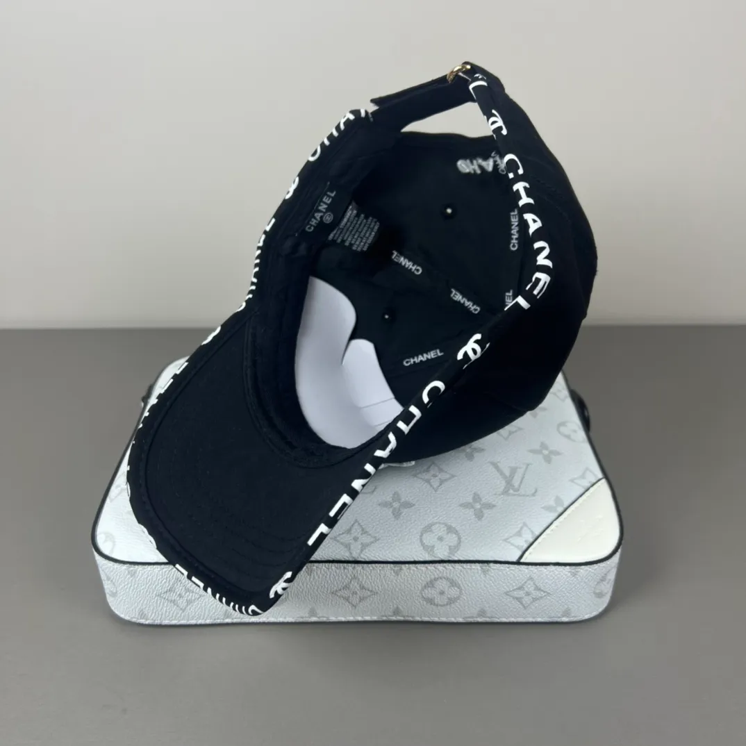 46💰Chanel CHANEL new baseball cap, Xiaoxiang classic and simple, fashionable and casual design, popular new product