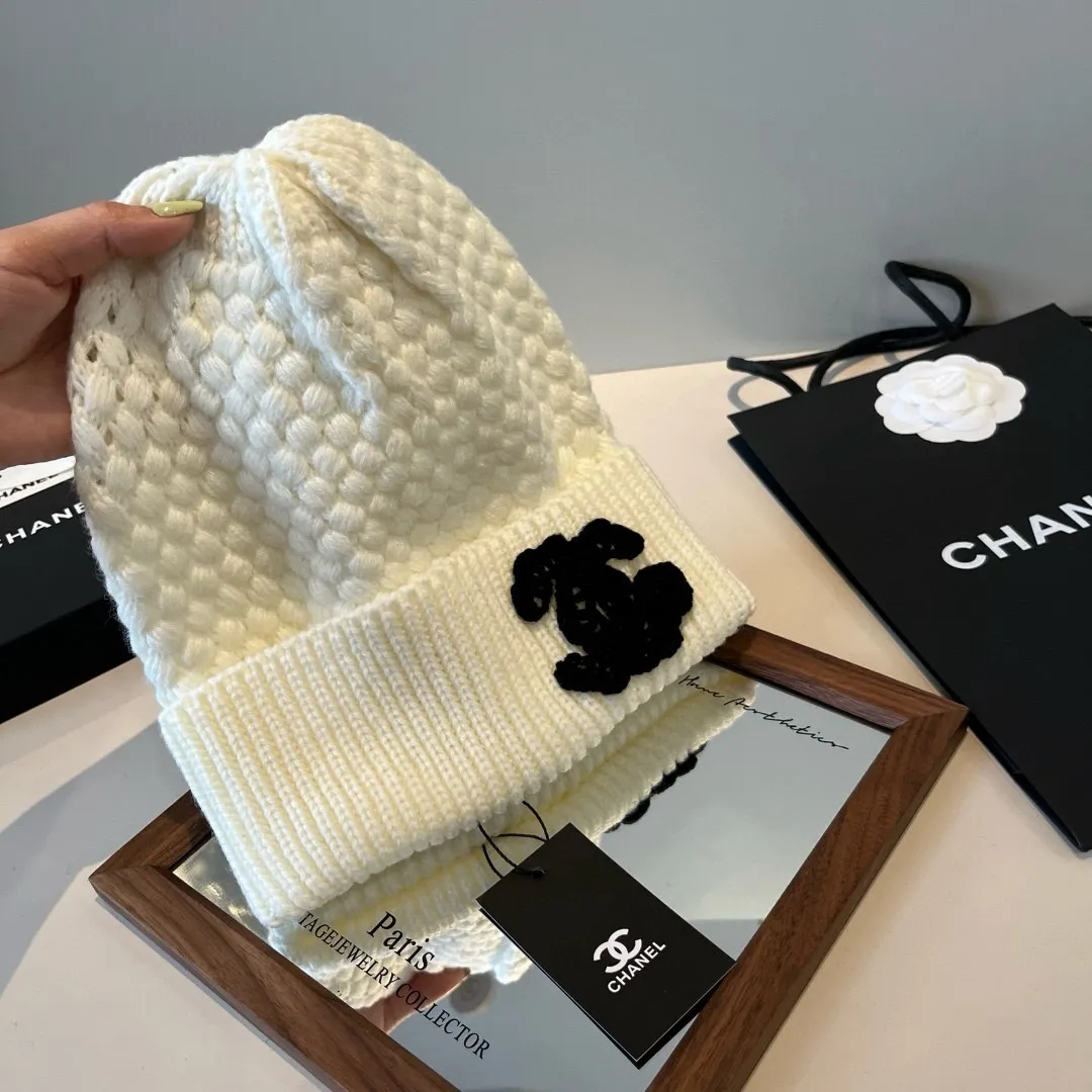 💰70¥ Chanel knitted beanie