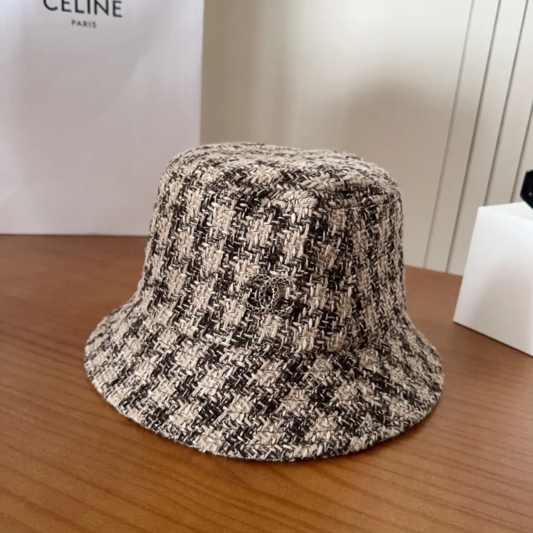 💰70 Chanel CHANEL new fisherman hat, classic and simple Xiaoxiang logo, fashionable and casual design, popular new product