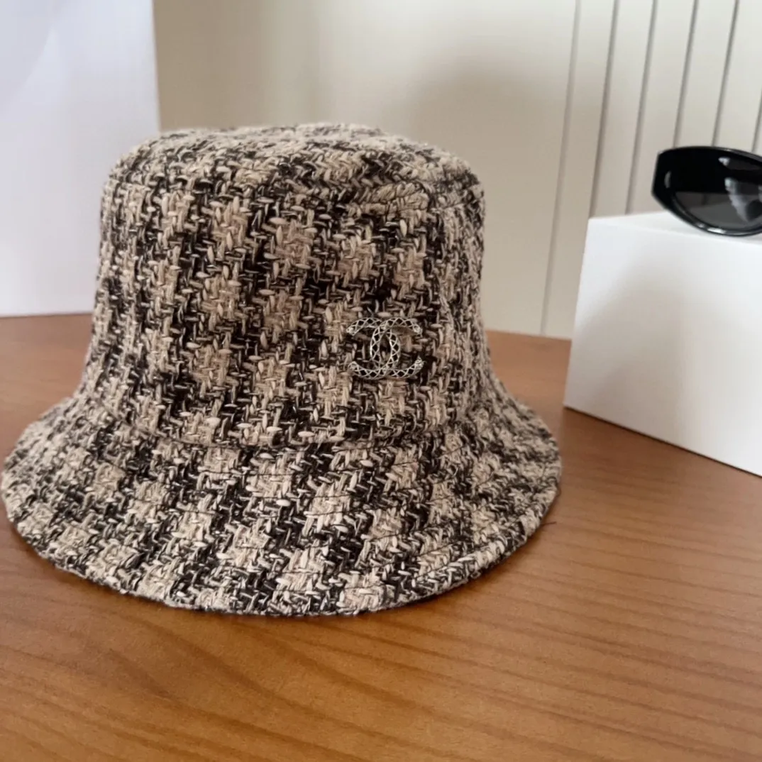 💰70 Chanel CHANEL new fisherman hat, classic and simple Xiaoxiang logo, fashionable and casual design, popular new product