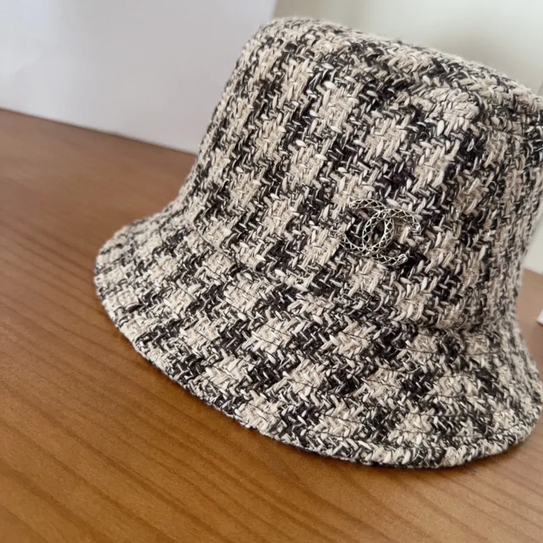 💰70 Chanel CHANEL new fisherman hat, classic and simple Xiaoxiang logo, fashionable and casual design, popular new product