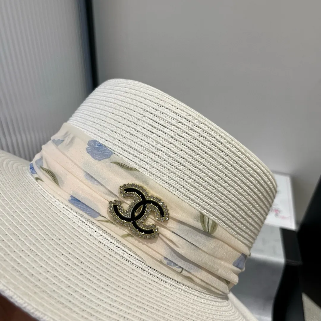 💰160¥ Chanel flat top hat, head circumference 57cm