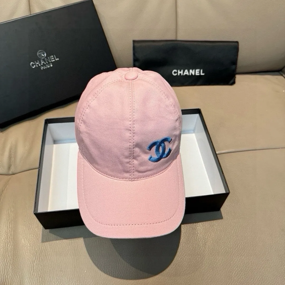 P90, new original baseball cap from Chanel counter, 1:1 mold customization, three-dimensional embroidery, exquisite and flawless! 100% pure cotton fabric, original factory quality, exclusive physical photography.