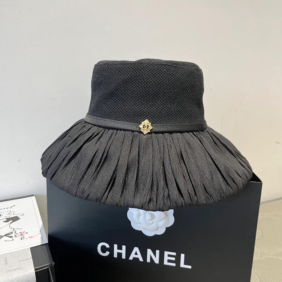💰120¥ Chanel new lantern hat, sun hat, foldable, head circumference 57cm