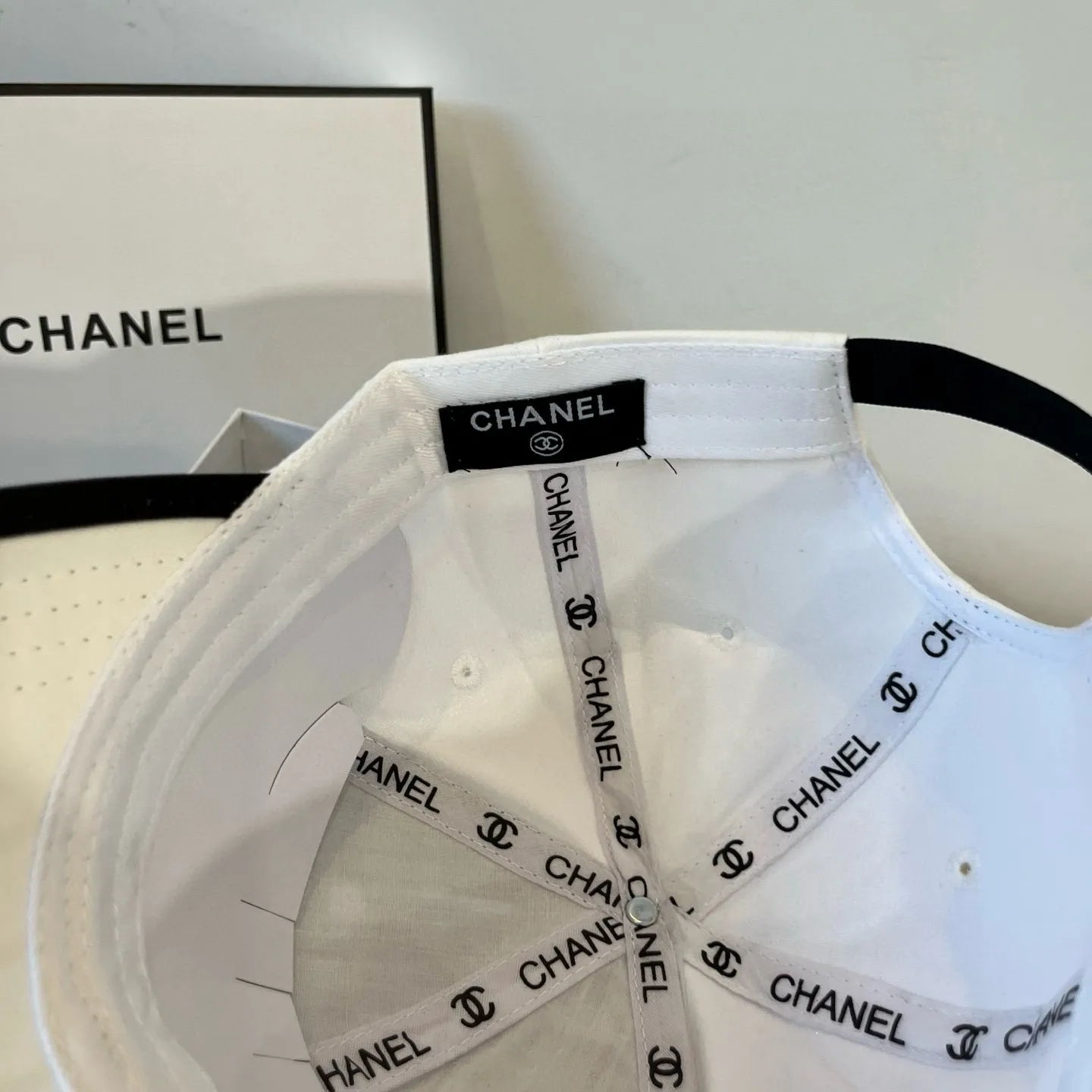 P60 CHANEL new baseball cap, Xiaoxiang classic and simple, fashionable and casual design, popular new product